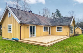 Gorgeous Home In Färjestaden With Wifi